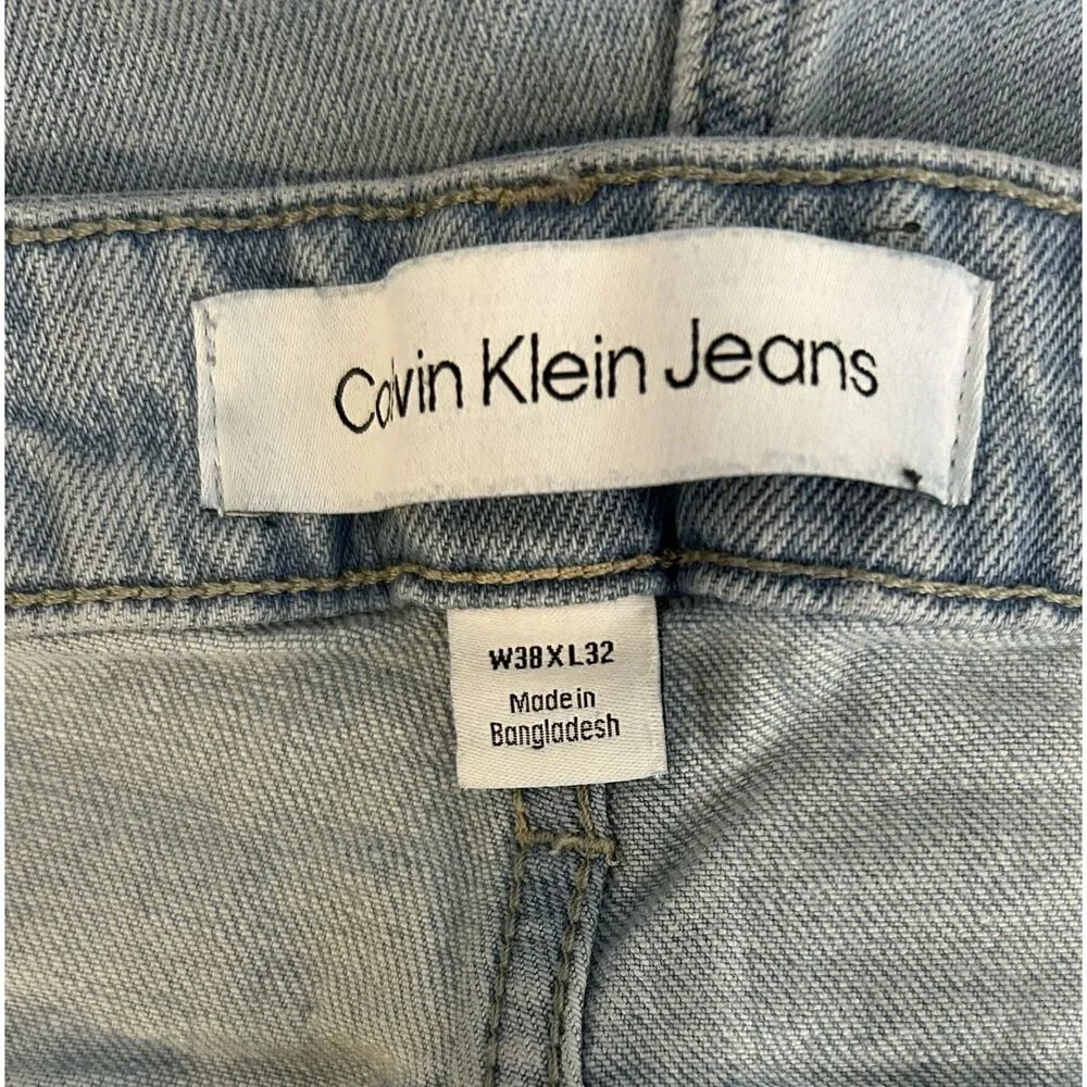 Calvin Klein Jeans Men's 38x32 Skinny Fit Stretch Denim Light Wash